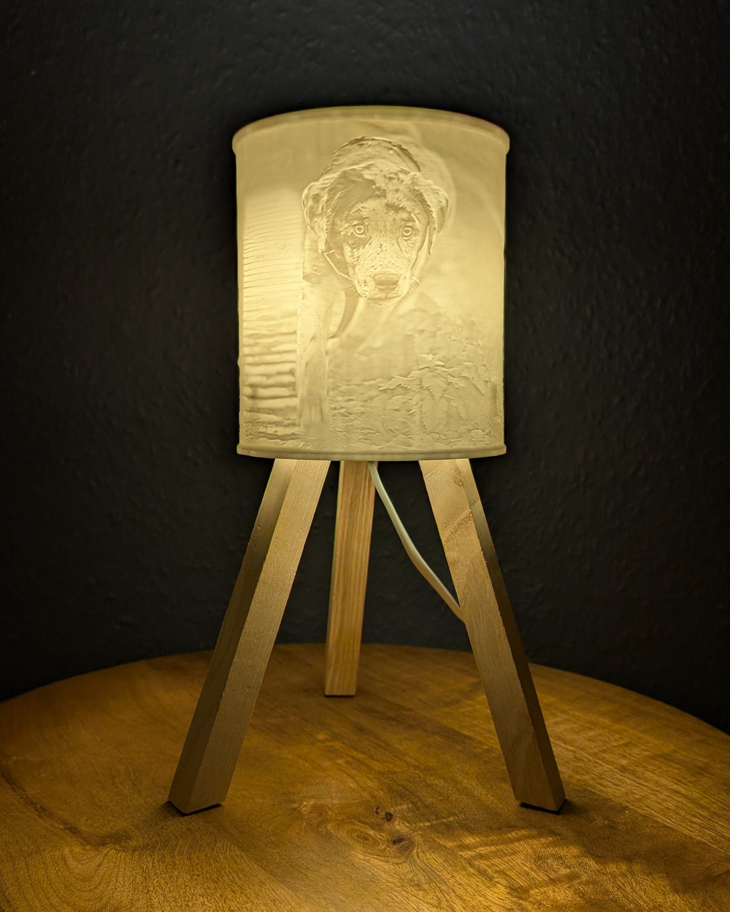 Personalisierte 3D-Relief-Tischlampe- Holz